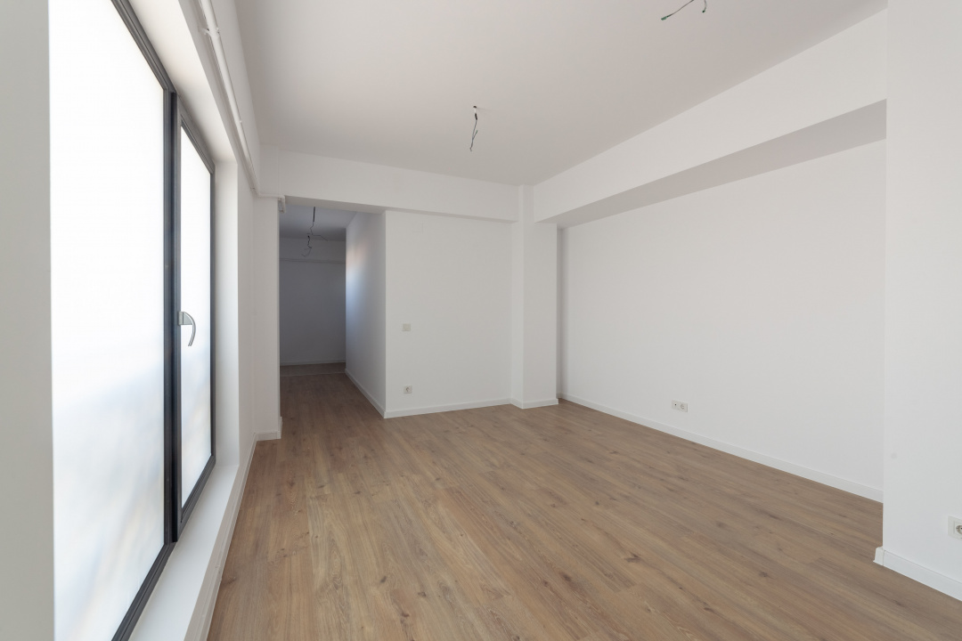 Apartament 3 camere bloc nou - loc de parcare inclus